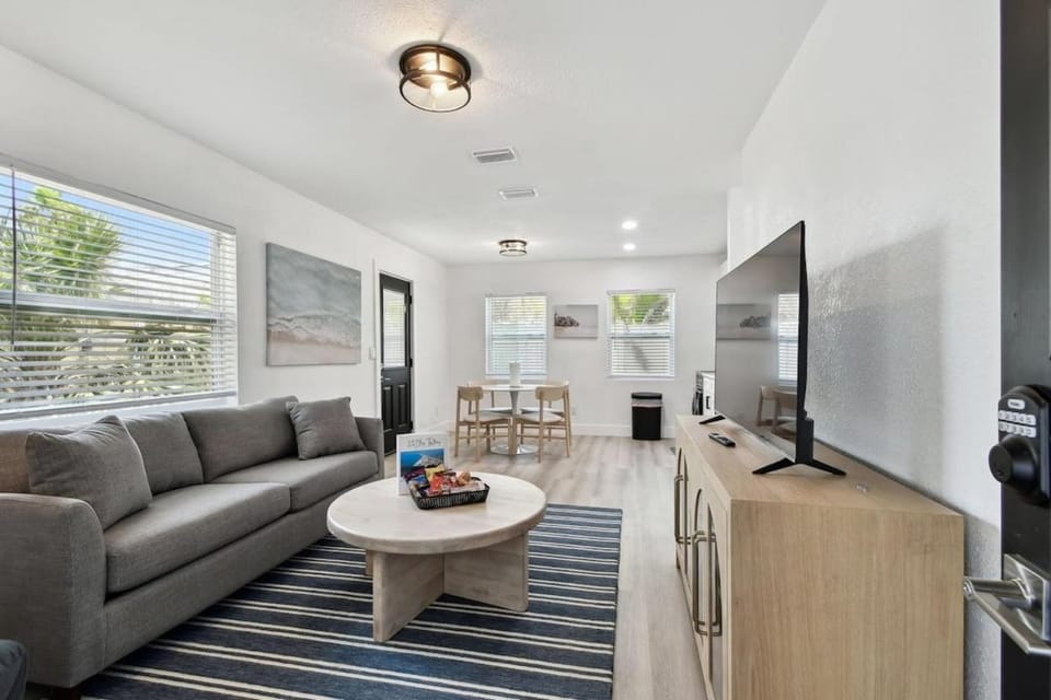 Treasure Island Retreat Apartment in Madeira Beach