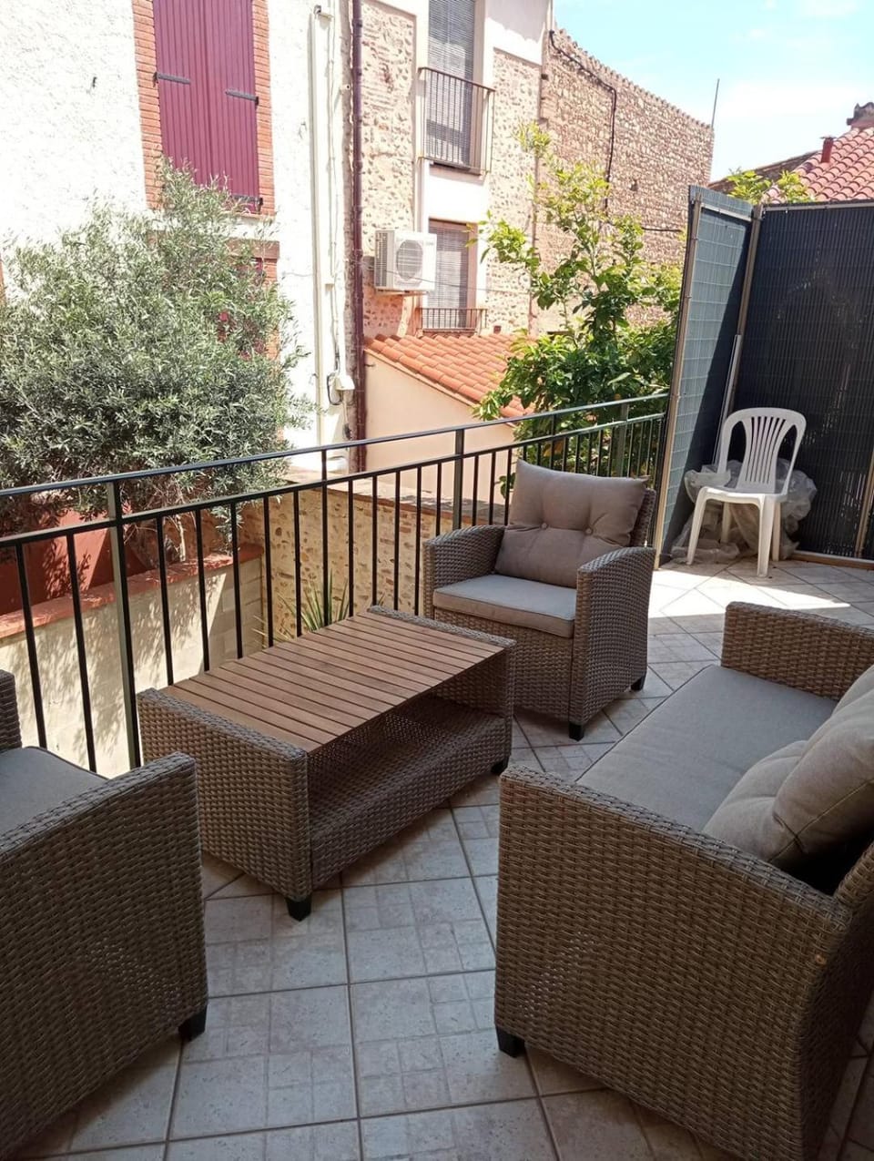 Maison 4 chambres, climatisée, terrasse, garage cadre paisible 8EGLI10 Villa in Canet-en-Roussillon