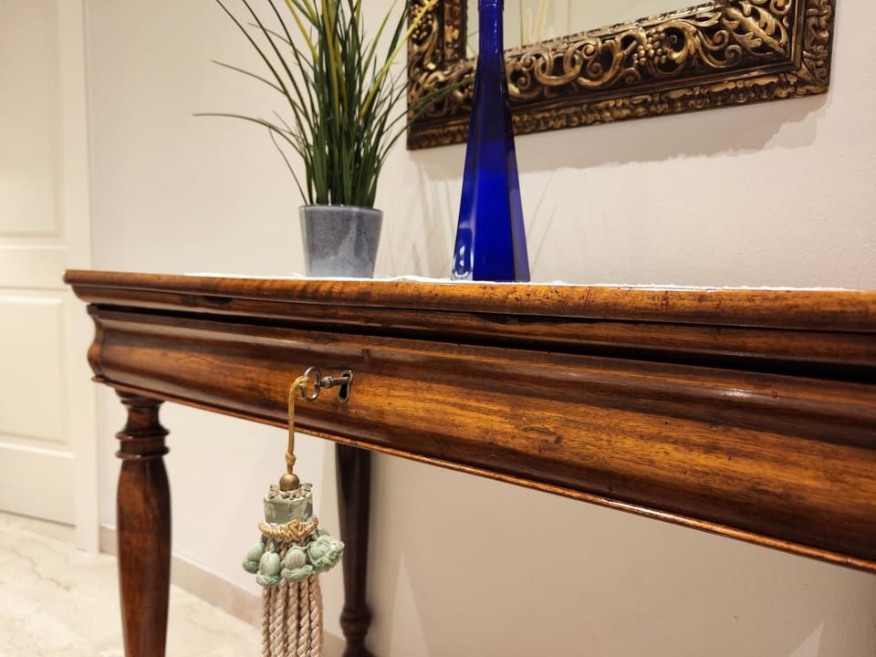 Decorative detail