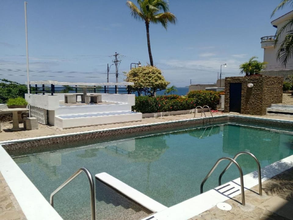 Day, Natural landscape, Pool view, Sea view, Swimming pool, sunbed