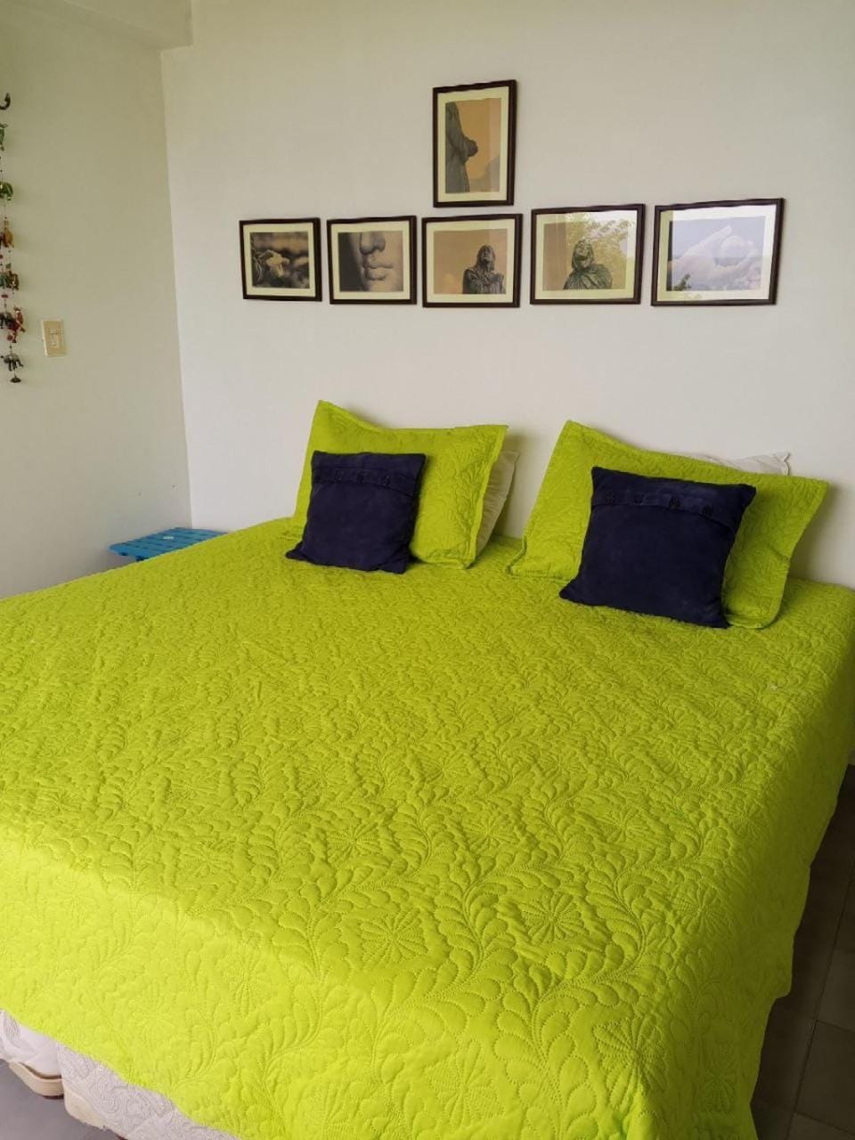 Bed, Photo of the whole room