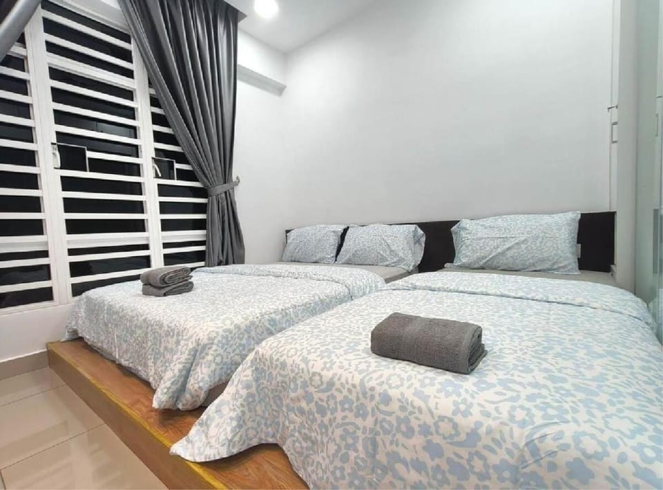 Bed, Bedroom, wardrobe, air conditioner