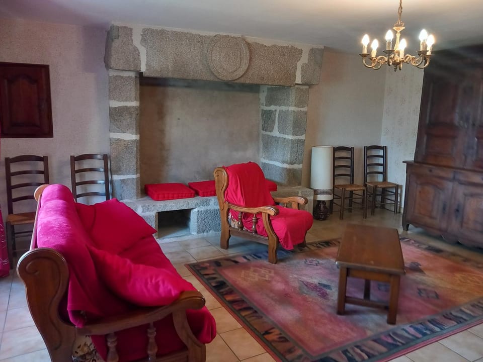 Chez Germaine House in Nouvelle-Aquitaine