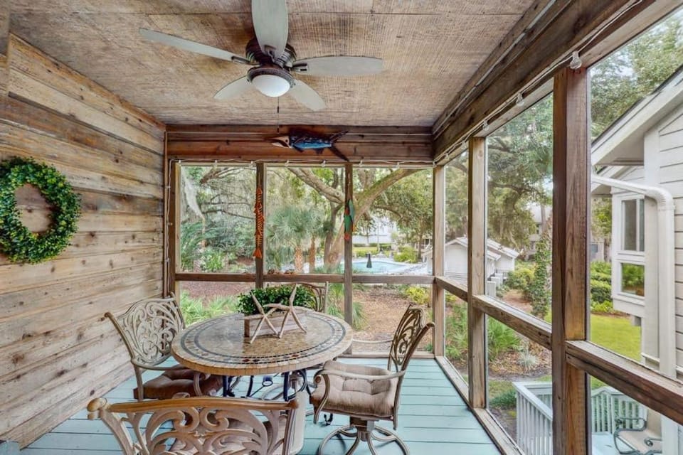Windward Village 120 House in North Forest Beach