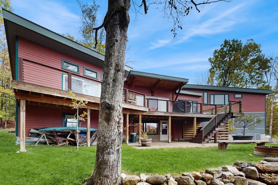 Chasing the Slopes House in Bethel