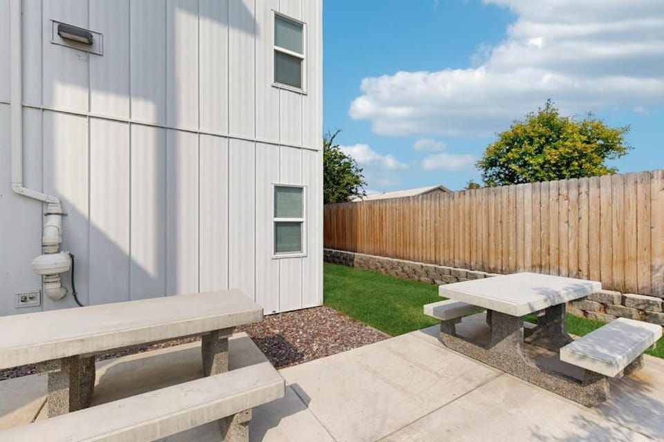 Mod Haus 1 Apartment in Kalispell