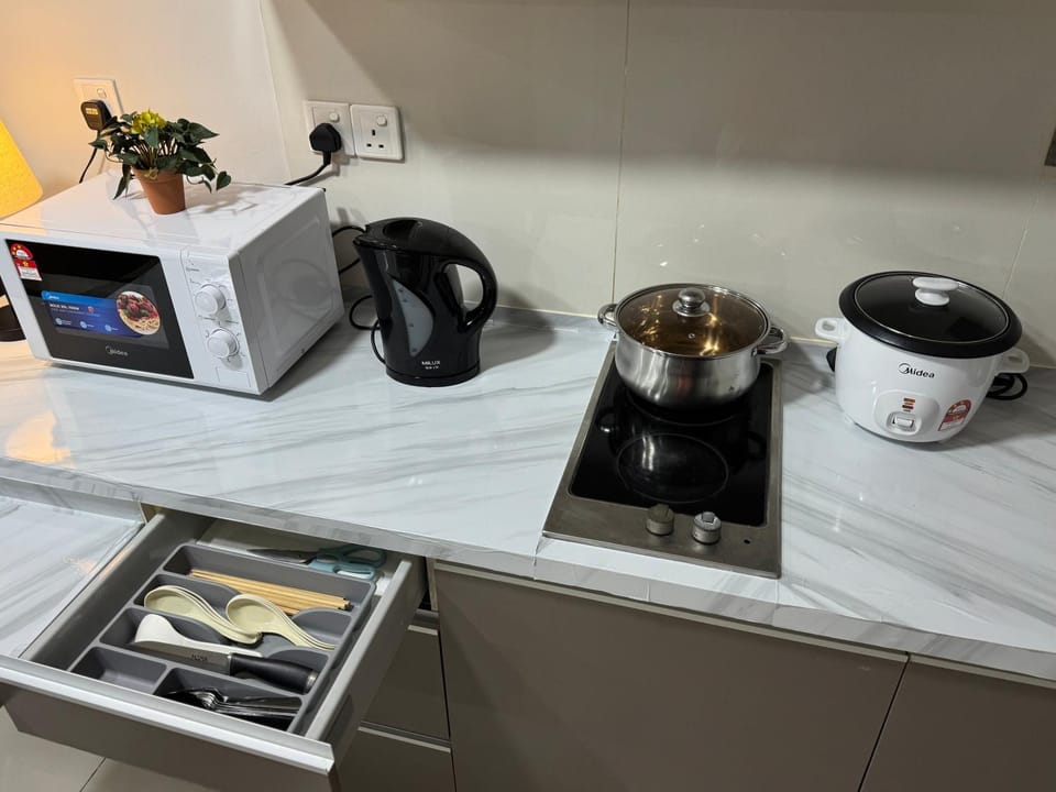 Kitchen or kitchenette, stove