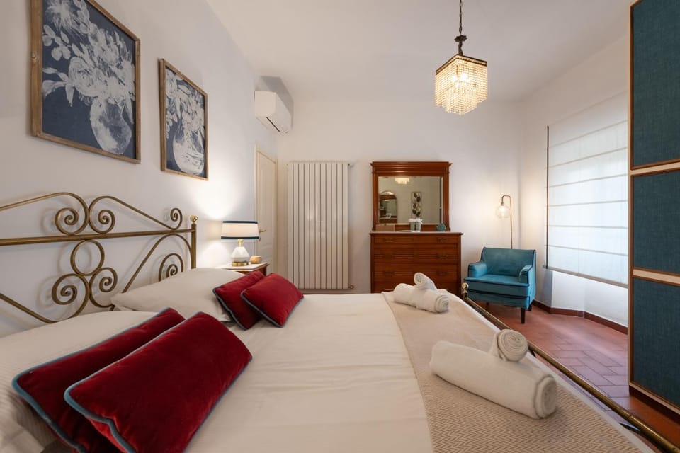Decorative detail, Bedroom