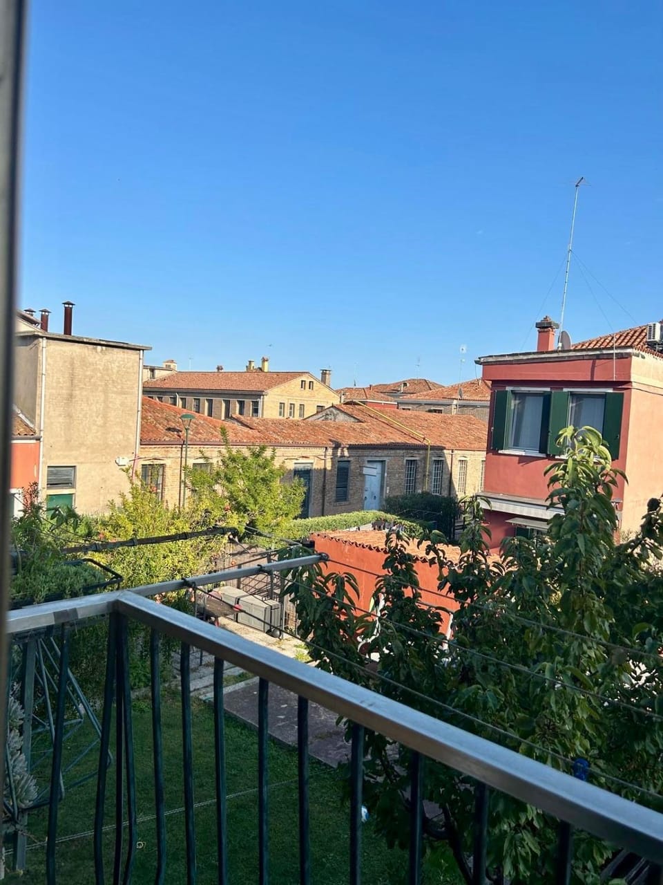 Property building, Balcony/Terrace