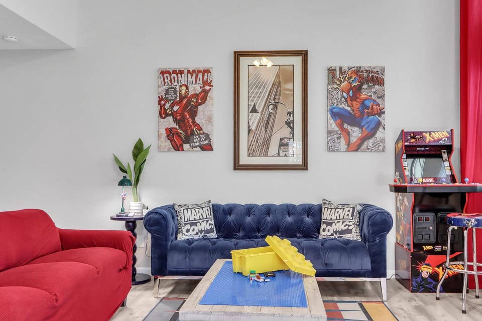 Living room, Decorative detail, Seating area
