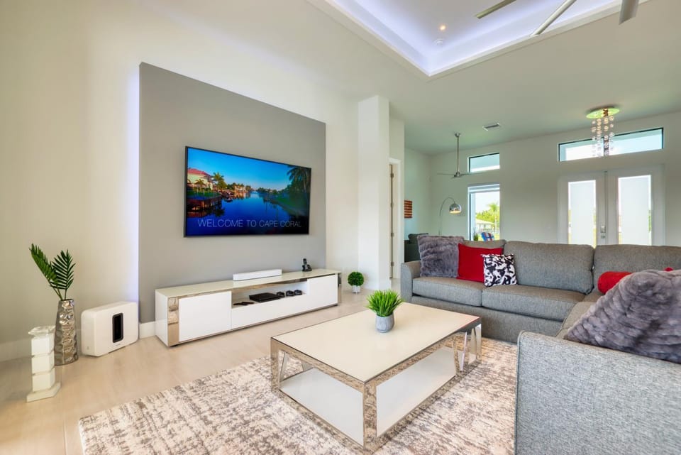 Villa Sunshine House in Cape Coral