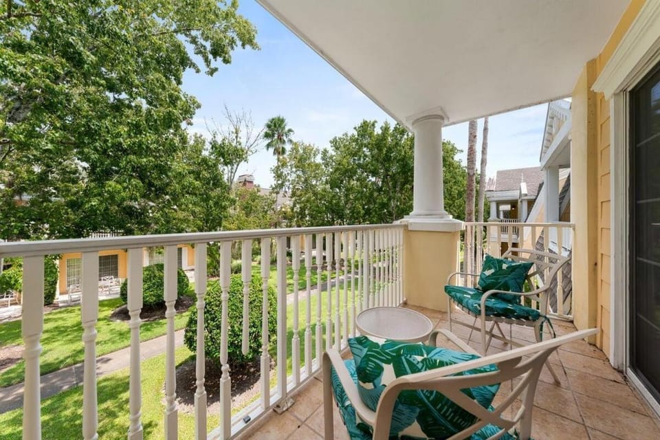 EO7502 Seven Eagles Springs House in Four Corners