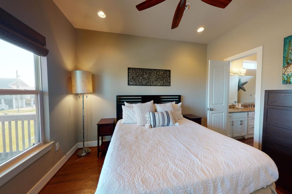 Ultimate Ocean Views Game Room Dog Haven House in Bolivar Peninsula
