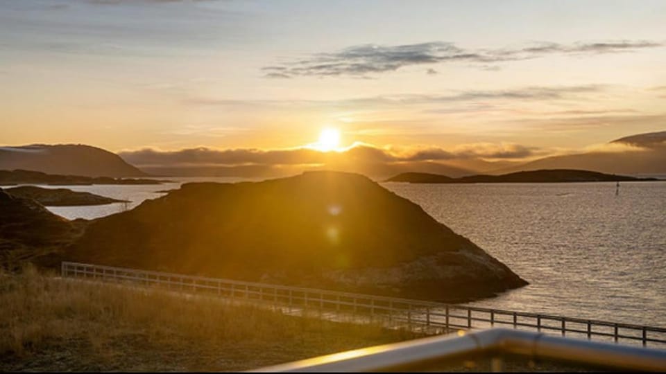 Cottage with a view, Sommarøy House in Troms Og Finnmark
