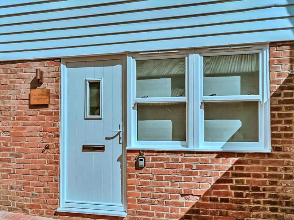Property building, Off site, Day