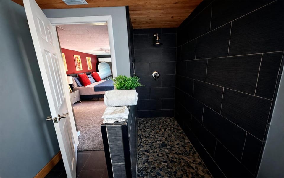 Bed, Bathroom, Bedroom