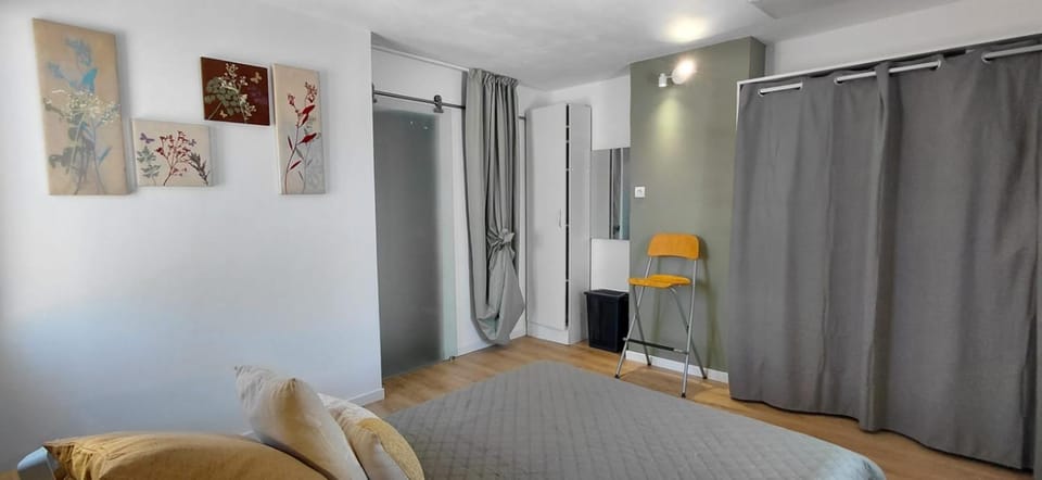 Bright village house! House in Vias