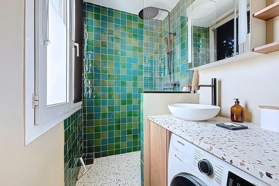 Bright apartment in Mouzaïa Paris 19th arrondissement Apartment in Paris