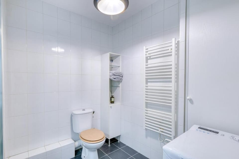 Toilet, Bathroom