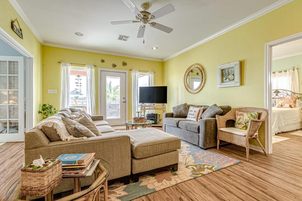 Escape Steps to Beach Large Deck Group Ready House in Bolivar Peninsula