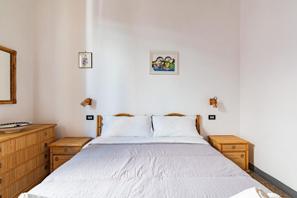 Hostdomus - Dante Apartment Apartment in Liguria