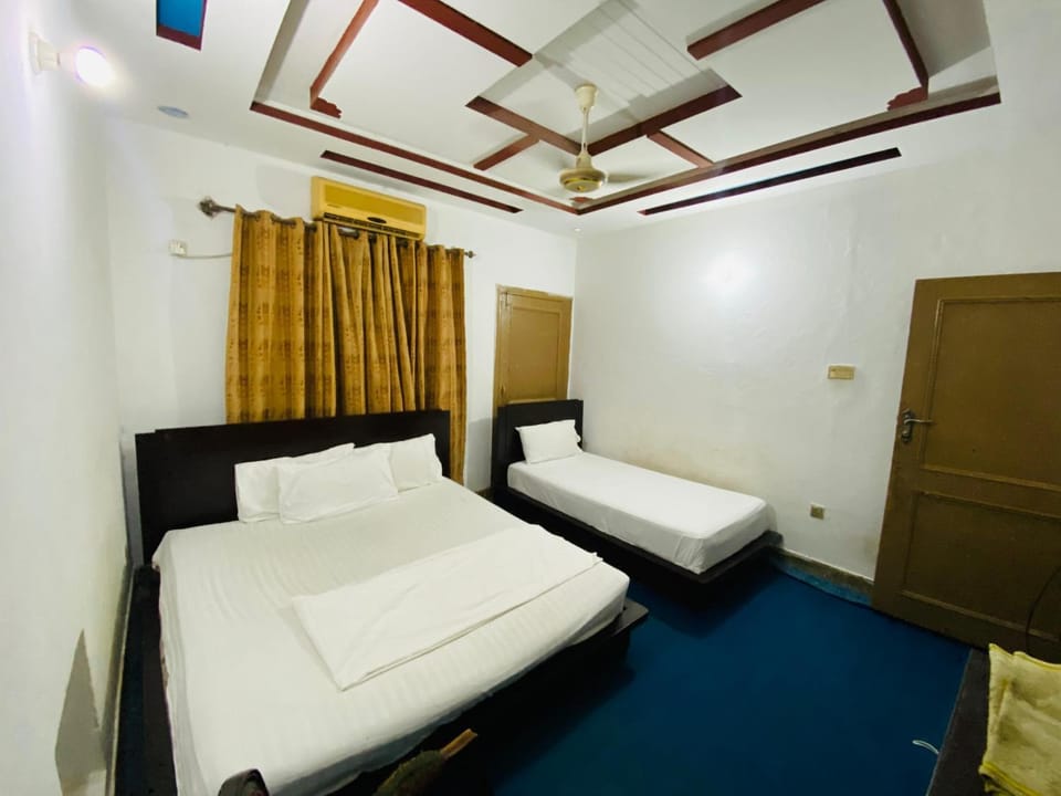 Lux Lodges Guest House Bed and Breakfast in Islamabad