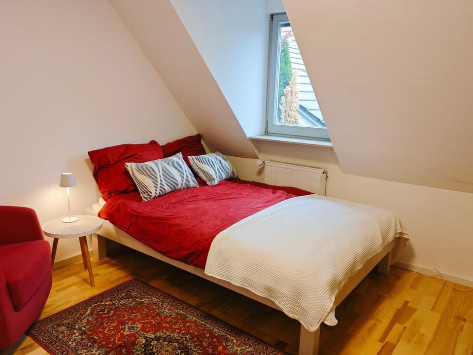 Bed, Bedroom