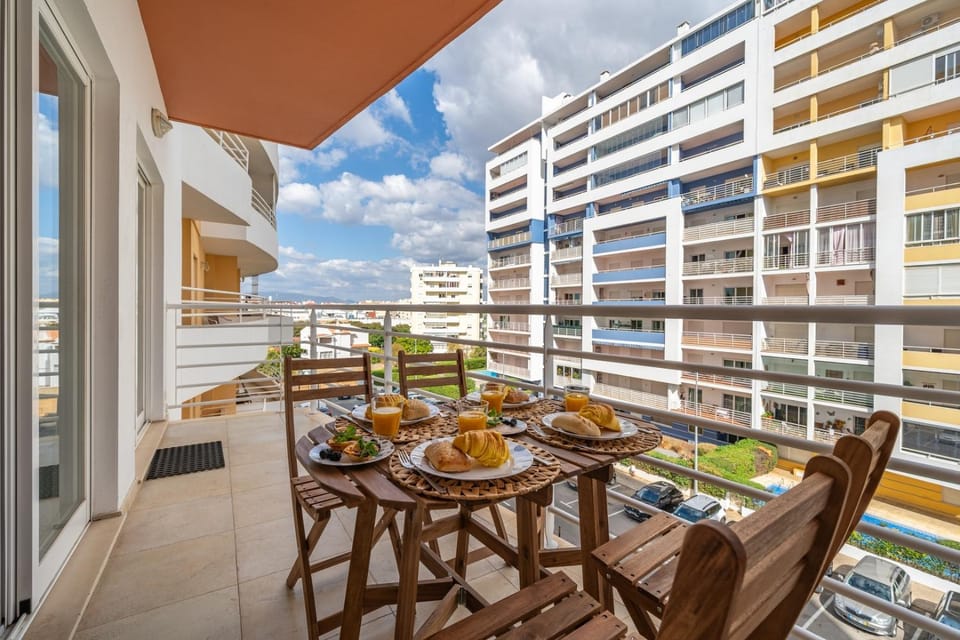 Property building, Patio, View (from property/room), Balcony/Terrace, Dining area
