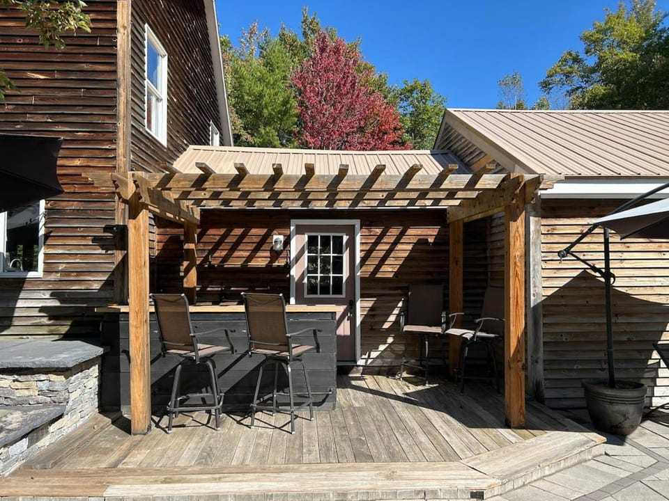 Lounge or bar