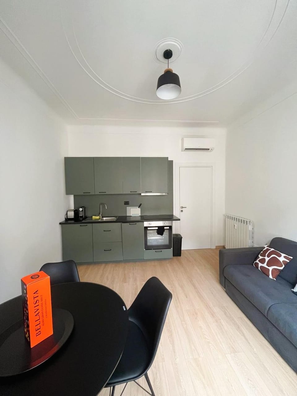 Kitchen or kitchenette, Living room, Dining area, stove, air conditioner