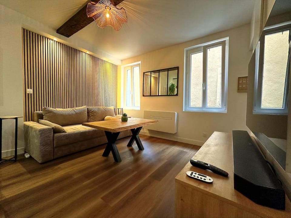 Appartement de standing tout confort, Aups Apartment in Aups
