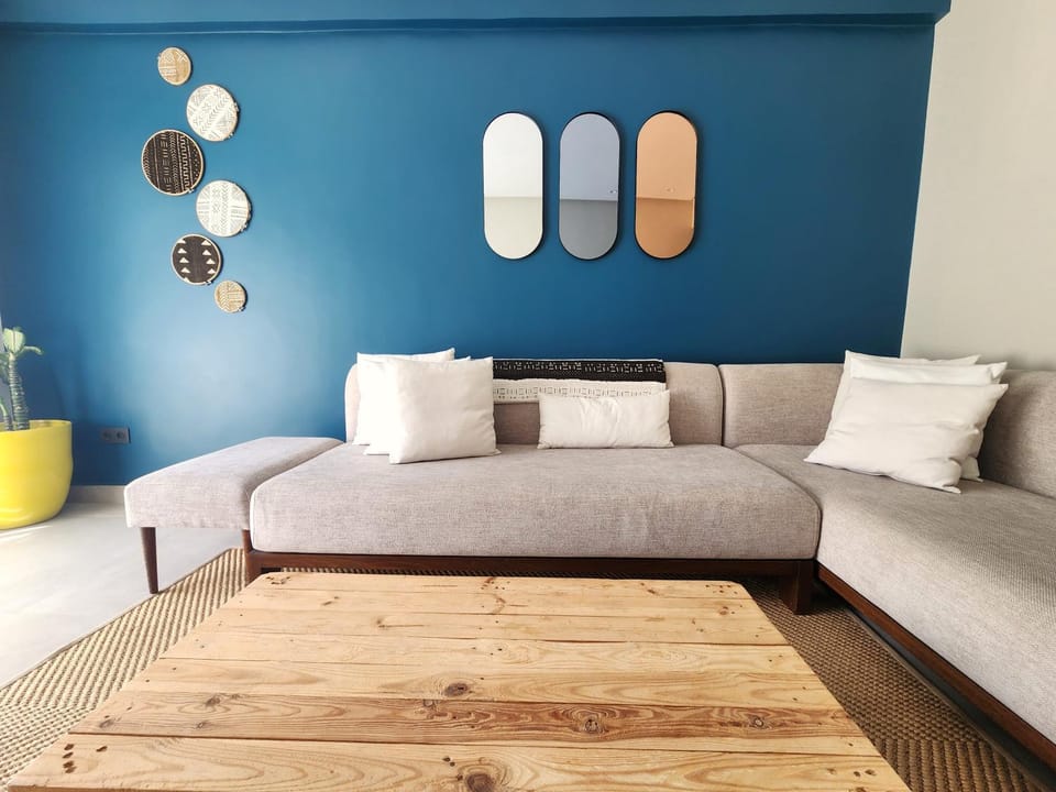 Living room, Seating area