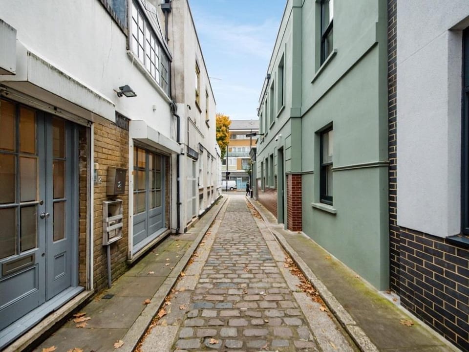 Stylish Abode in the heart of London - Kings Cross Apartment in London Borough of Islington