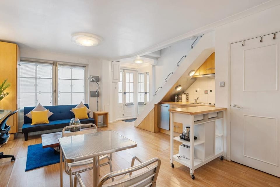 Stylish Abode in the heart of London - Kings Cross Apartment in London Borough of Islington
