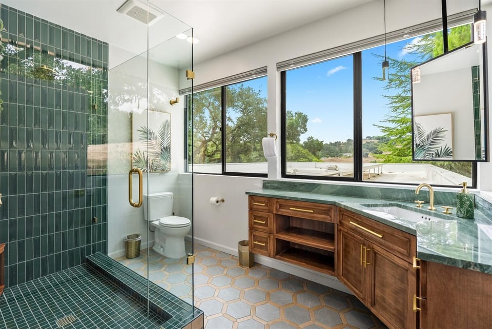 Mid-Mod Hilltop Retreat Views & Local Wildlife Country House in Atascadero
