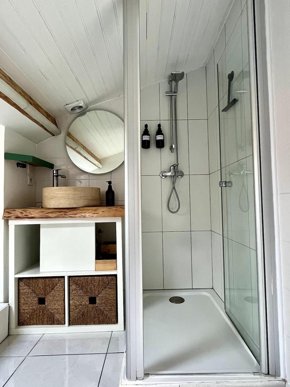 Shower, Bathroom