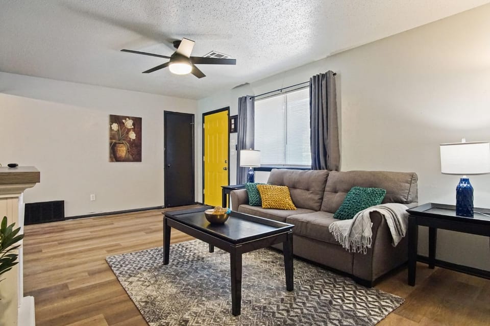 The Cozy Haven 3BR Home near Tinker AFB House in Oklahoma City