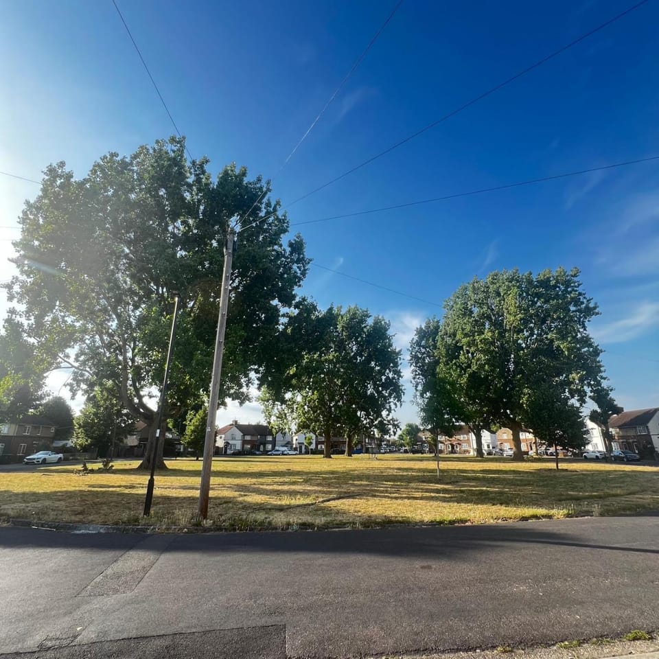 Single Bedroom with own WC&separate shower room Vacation rental in Enfield