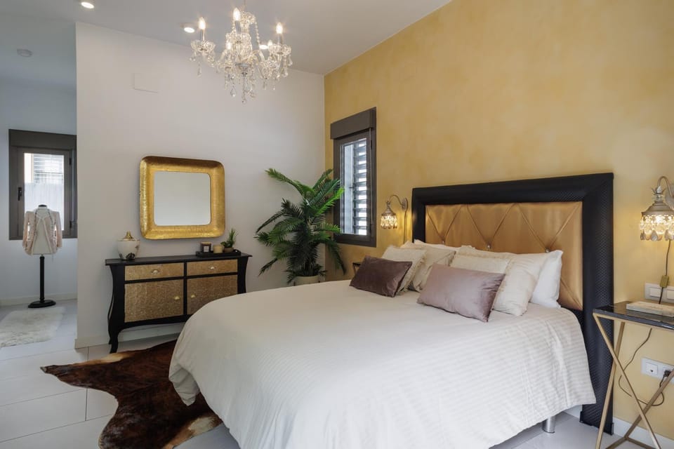 Living room, Bedroom