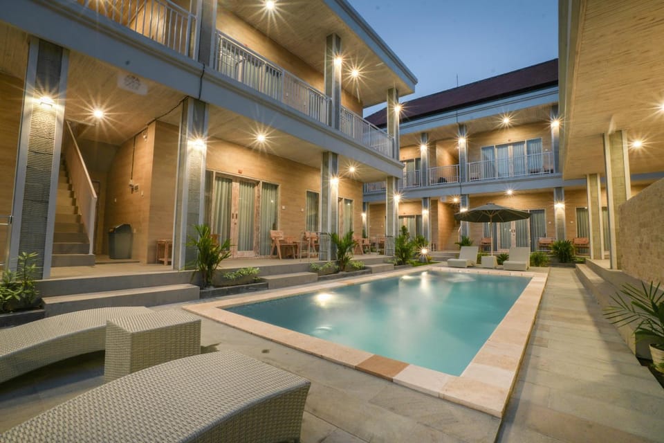 Property building, Swimming pool