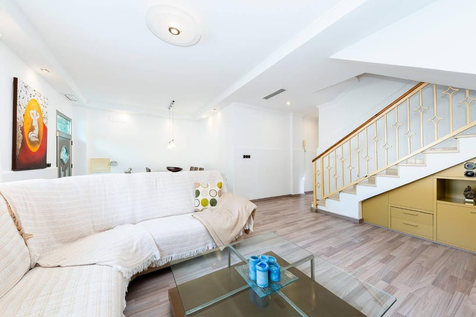 Communal lounge/ TV room, Living room