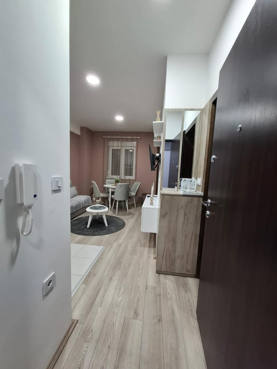 TV and multimedia, Living room, internet