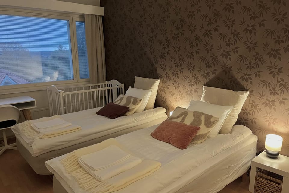 Bed, Photo of the whole room, Bedroom, cot, towels