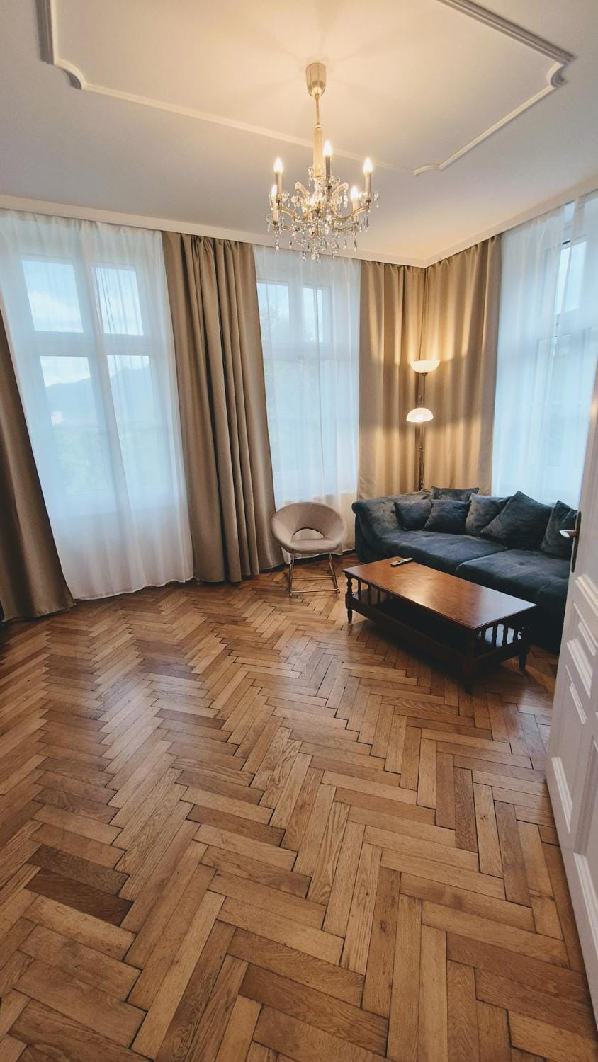 Living room, Photo of the whole room, Seating area