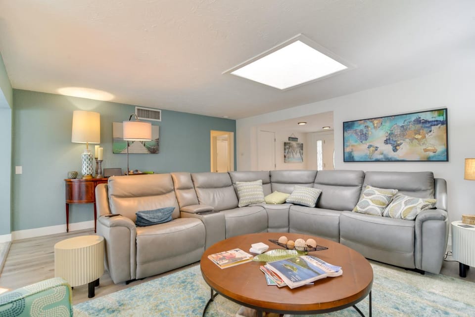 Waterfront Largo Home w/ Canal Access + Boat Dock House in Largo