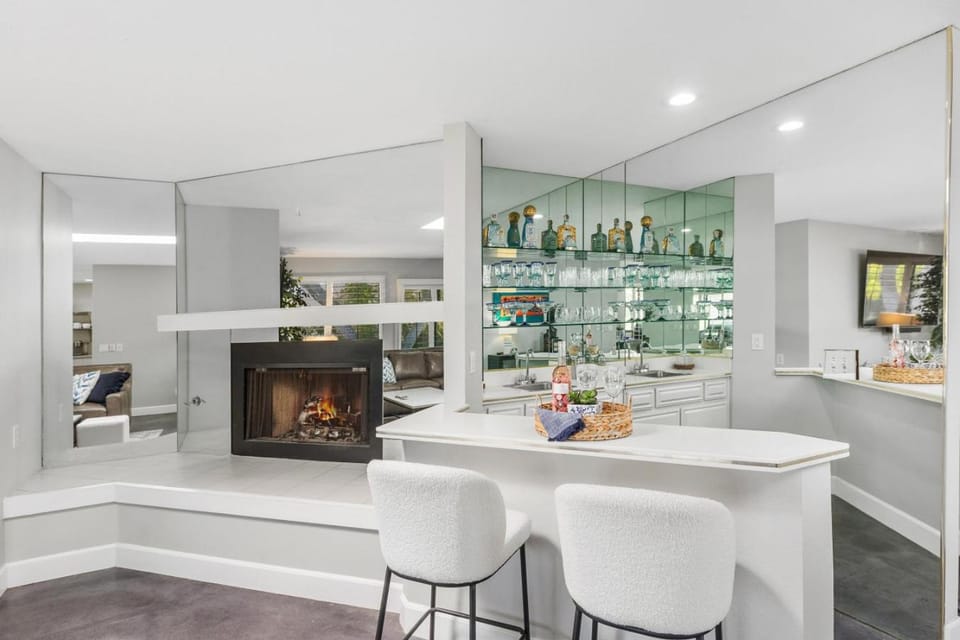 Bermuda Dunes Modern Desert Retreat Bermuda Dunes Modern Desert Retreat, Community pools and spas House in Bermuda Dunes