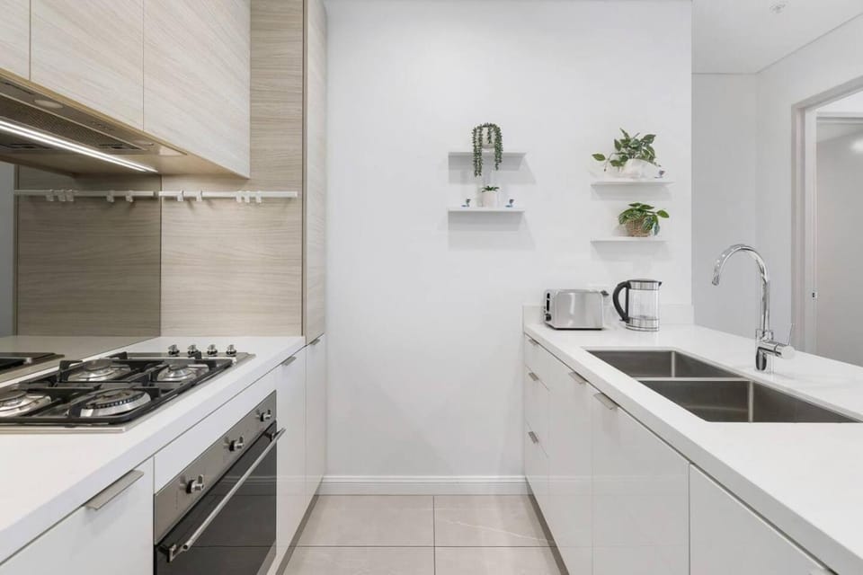 Incredible Views in 2b Luxury Home in Meriton Apartment in Surfers Paradise