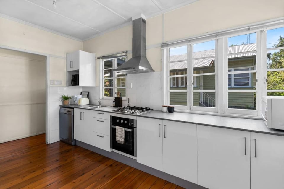 Affordable Family Comfort Near Campus and Hospitals House in Brisbane