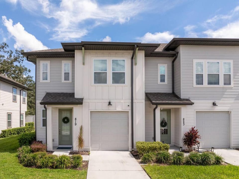 Chic 3BR villa Game Room close to Disney + Resort House in Four Corners