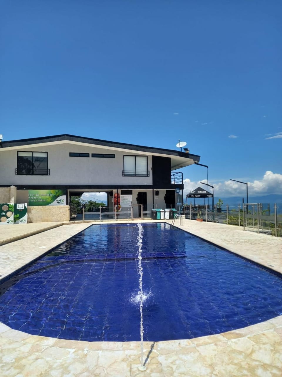 Property building, Day, Pool view, Swimming pool